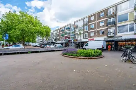 Apartment for sale: Adelaarslaan 293, Vogelkwartier Apeldoorn