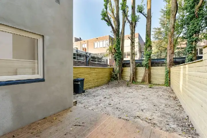 Apartment for rent: Admiraal de Ruijterweg 414H, Gibraltarbuurt Amsterdam