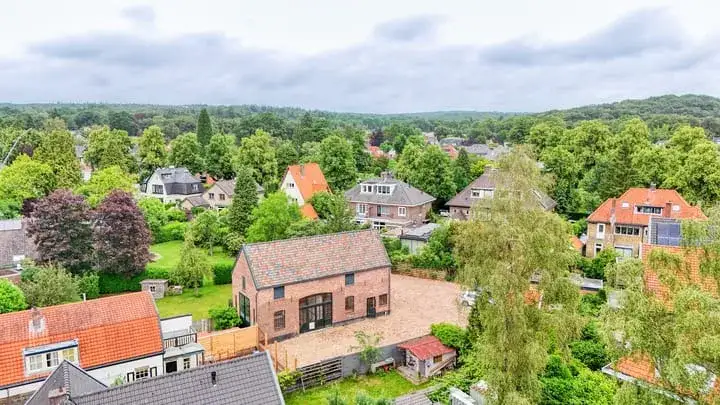 Vrijstaande woning te koop: Admiraal van Kinsbergenweg 4A, Velp-Noord boven spoorlijn Velp (Ge)