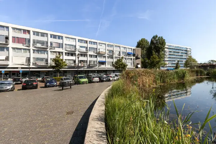 Appartement te koop: Admiraalsplein 446, Admiraalsplein Dordrecht