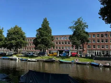 Apartment for sale: Admiralengracht 8-3, Van Brakelkwartier Amsterdam