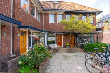 Tussenwoning te koop: Adriaan van Zwietenstraat 3, Geuzenwijk Utrecht