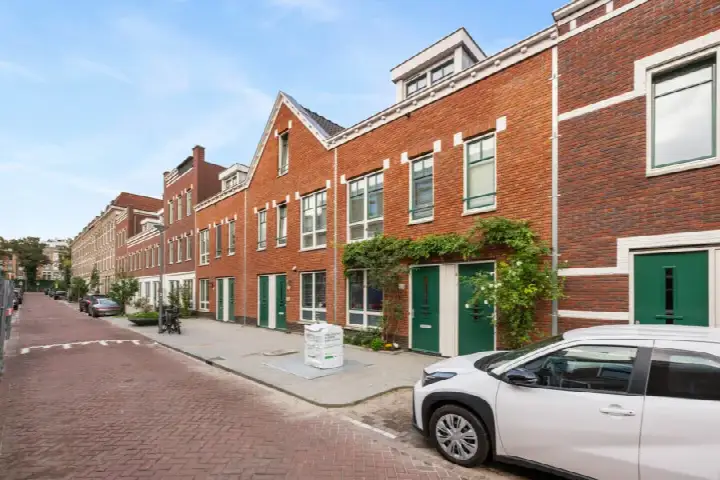 Tussenwoning te koop: Aegidiusstraat 169, Kralingen West Rotterdam