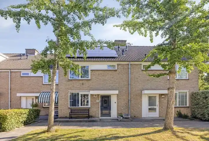 Tussenwoning te koop: Aert Schoumanstraat 13, Krommeweg-Noord Hendrik-Ido-Ambacht