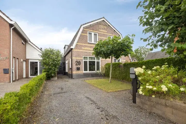 Semi-detached for sale: Agricolastraat 20, Sprenkelaar Apeldoorn