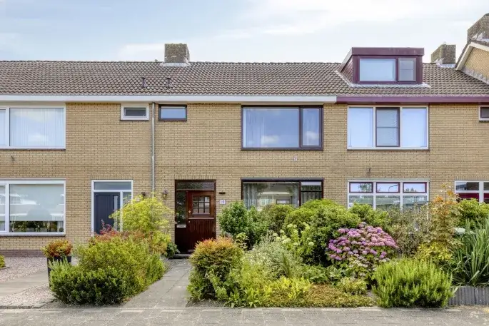 Tussenwoning te koop: Ahornlaan 10, Bomenbuurt Heerhugowaard
