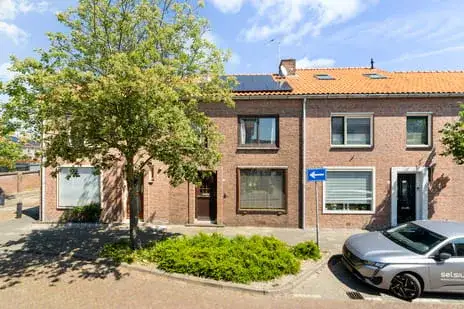 Terraced house for sale: Ahornstraat 11, Kleine Geest en Molenwijk Monster