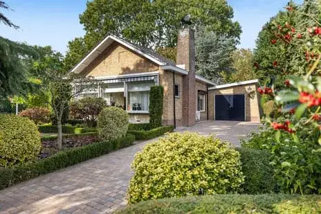 Vrijstaande woning te koop: Akeleilaan 79, Bloemenbuurt A(kelei) Zwijndrecht