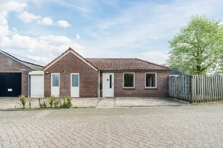 Corner house for sale: Akkerstraat 2A, Gerwen Nuenen