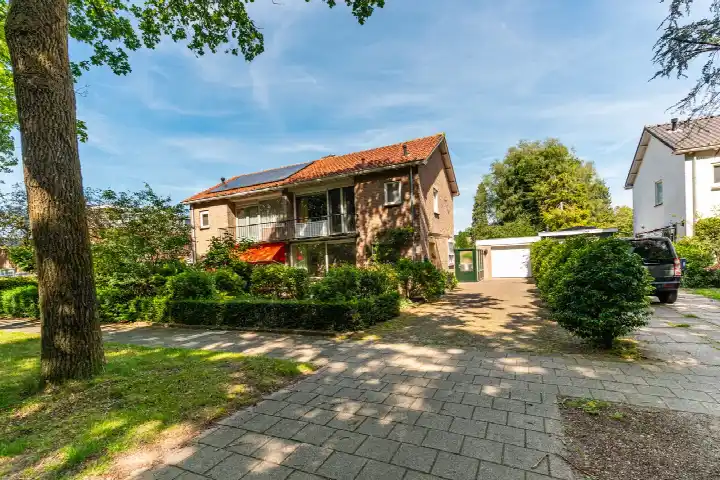 Twee-onder-één-kap te koop: Akkerweg 10, Driebergen-Oost en Zuid Driebergen-Rijsenburg