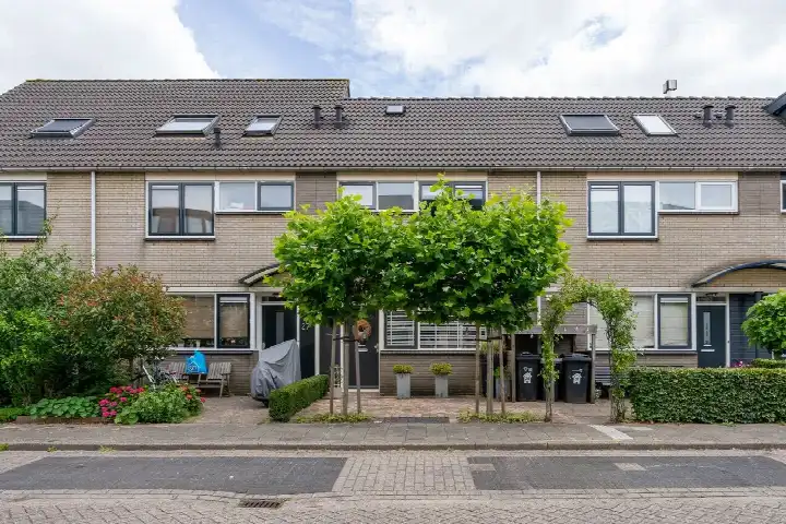 Tussenwoning te koop: Albert John Luthulistraat 29, Purmer-Zuid/Zuid Purmerend