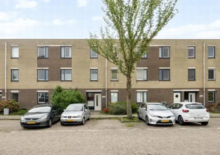 Apartment for sale: Aletta Jacobsstraat 28, Westlandhof Delft
