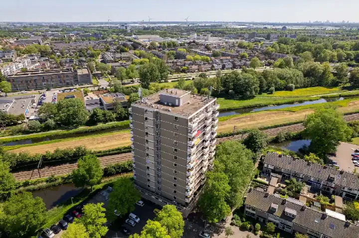 Apartment for sale: Alexanderstraat 77, Driemanspolder-Oost Zoetermeer