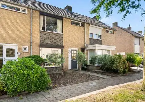 Terraced house for sale: Alexanderstraat 9, Moesel Weert