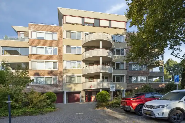 Appartement te koop: Alfridahof 38, Centrum Venray