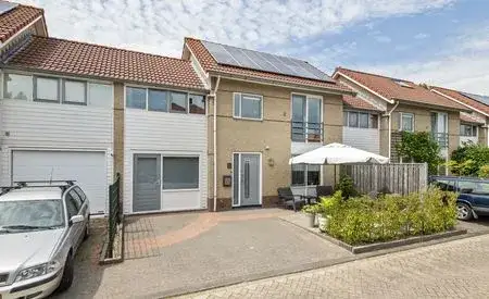 Terraced house for sale: Alida de Jongstraat 61, Parijsch Landzicht Culemborg