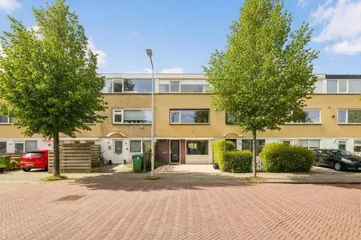 Tussenwoning te koop: Alpen Rondweg 92, Alpen Rondwegbuurt Amstelveen