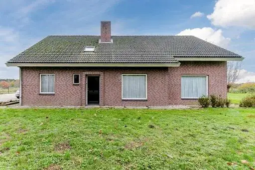 Detached house for sale: Alphensebaan 18, Buitengebied Chaam Chaam