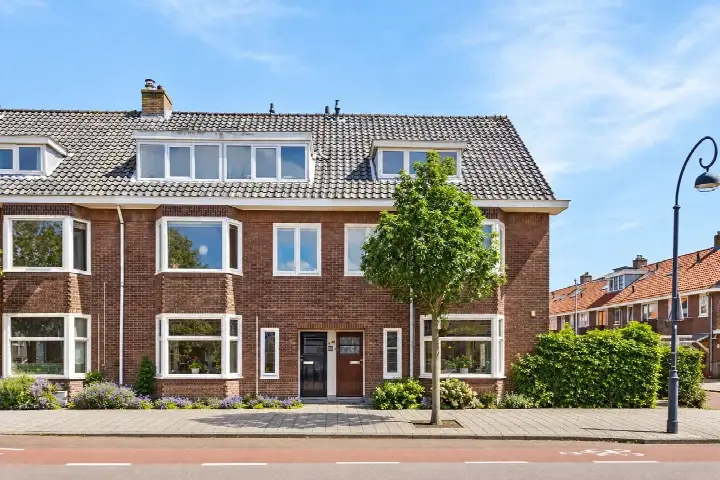 Apartment for sale: Altenastraat 16A, Bomenbuurt-west Haarlem