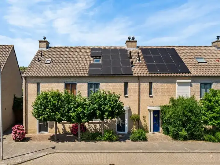 Tussenwoning te koop: Amaliastein 58, Amaliastein Vianen (Ut)