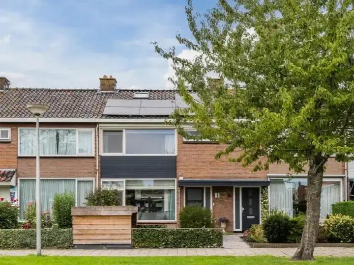 Terraced house for sale: Ambachtshof 8, Dronenwijk-Noord Bodegraven