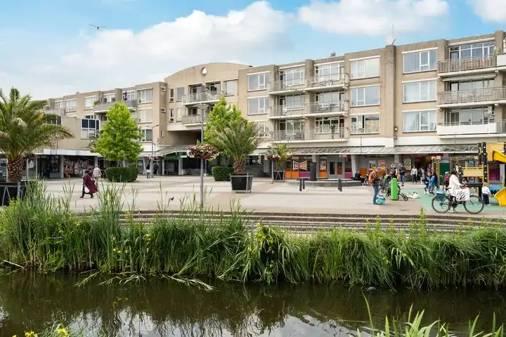 Apartment for sale: Ambachtsplein 83, Zevenkamp Rotterdam