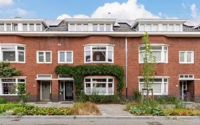 Terraced house for sale: Ambachtsstraat 15, Lindeveld Heerlen