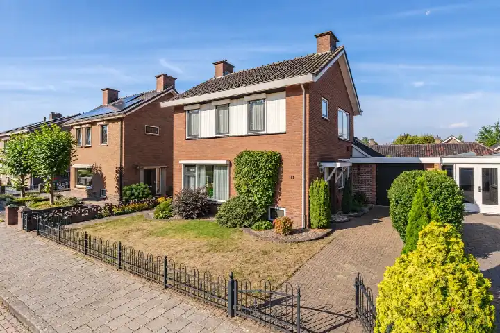 Semi-detached for sale: Ambachtstraat 11, Didam-Zuid Didam