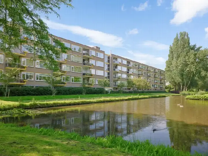 Appartement te koop: Amberlaan 14, Populierenbuurt Amstelveen