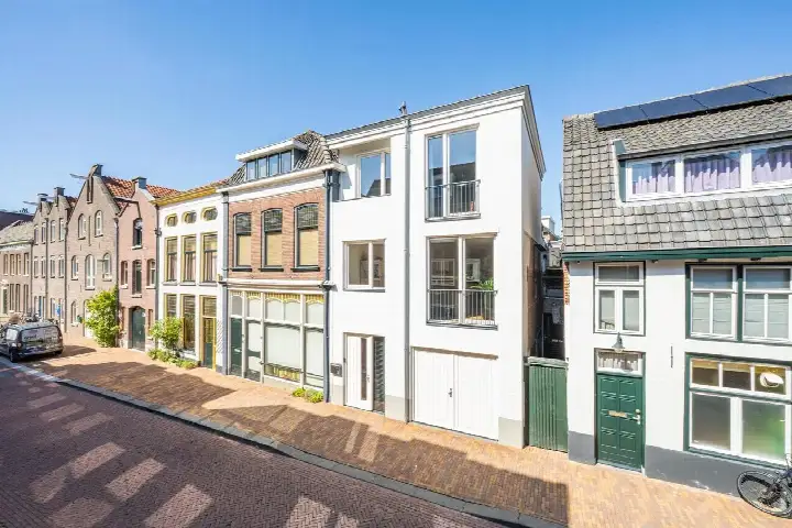 Appartement te koop: Ambtmanstraat 2, Binnenstad Tiel
