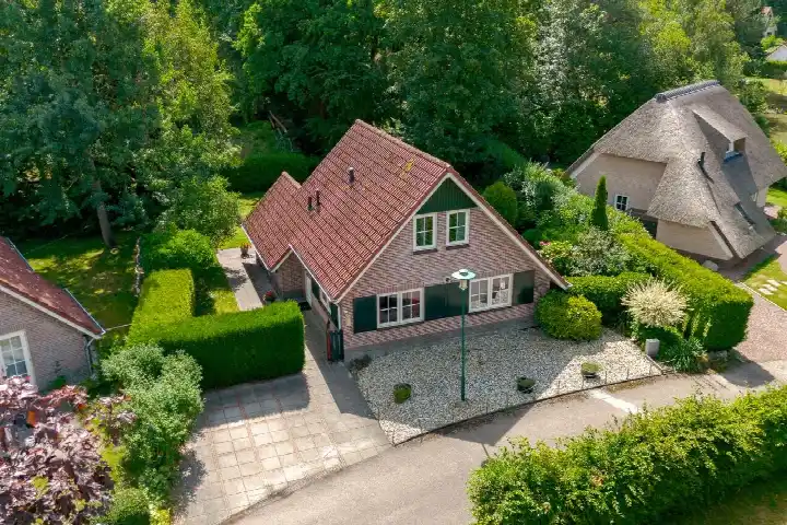 Vrijstaande woning te koop: Amerika 10R17, Verspreide huizen Een Een