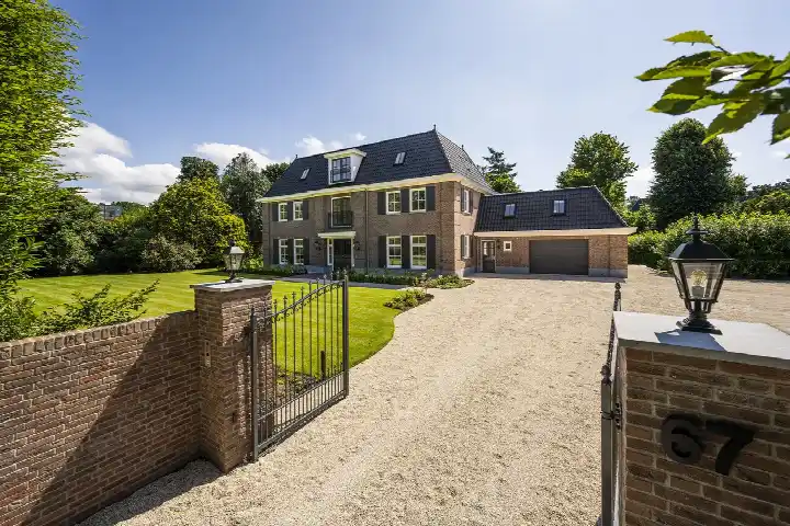 Detached house for sale: Amersfoortsestraatweg 67, Bloemenbuurt Bussum
