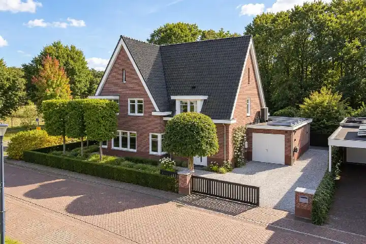 Vrijstaande woning te koop: Amfora 2, Verspreide huizen Groote Aard en Vliet Veldhoven