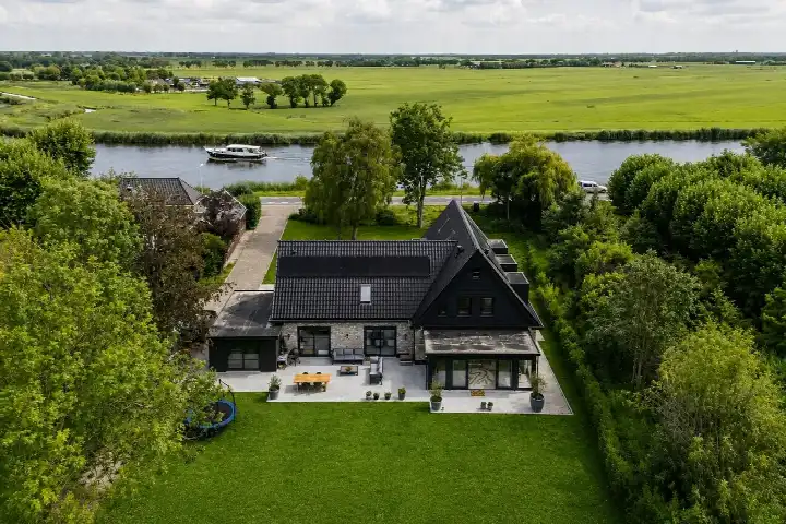 Vrijstaande woning te koop: Amsteldijk Zuid 203A, Nes aan de Amstel Amstelveen