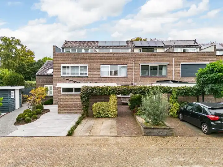 Terraced house for sale: Amsteloord 34, Molenvliet-Oost Woerden