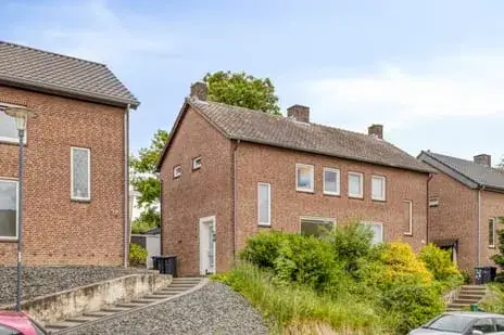Semi-detached for sale: Amstenraderweg 70, Mariarade-Zuid Hoensbroek
