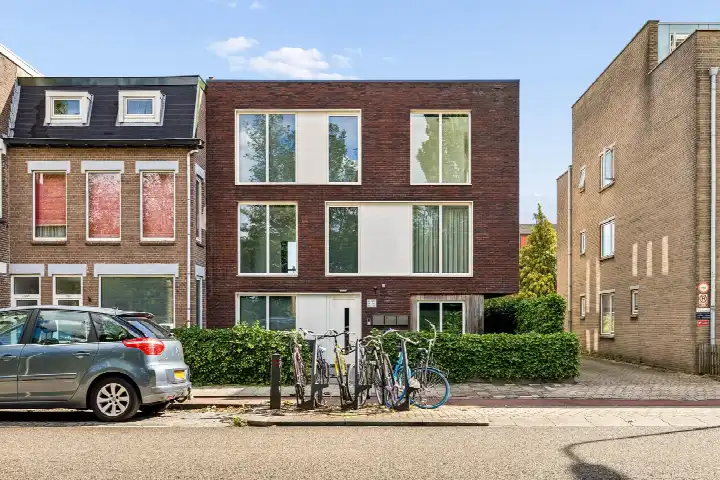 Studio te koop: Amsterdamsestraatweg 797E, Prins Bernhardplein en omgeving Utrecht