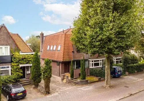 Corner house for sale: Amsterdamseweg 340, Oranjebuurt Amstelveen
