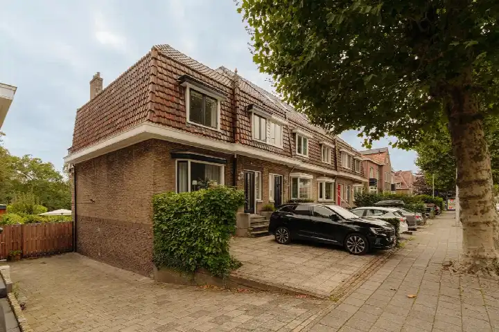 Hoekwoning te koop: Amsterdamseweg 370, Oranjebuurt Amstelveen