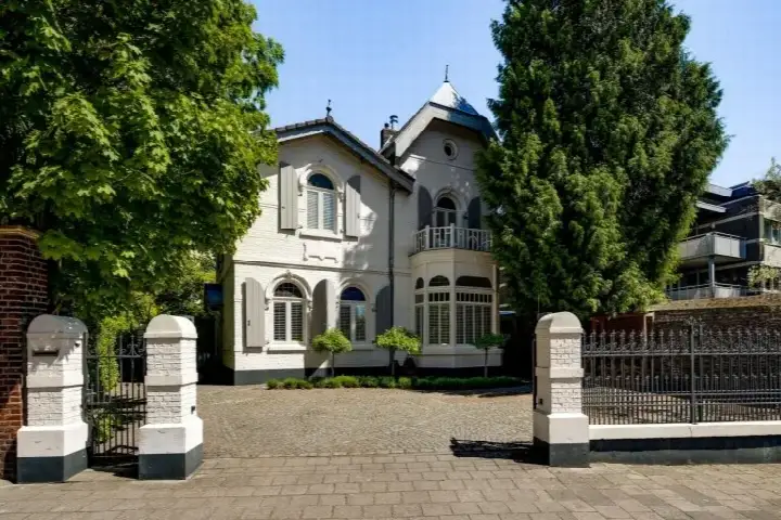 Vrijstaande woning te koop: Andersonweg 9, Roerzicht Roermond
