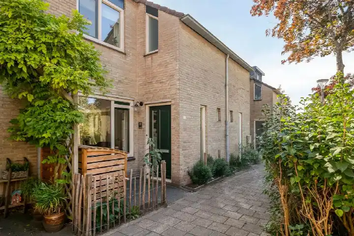 Tussenwoning te koop: Andoorn 27, Cellesbroek Kampen