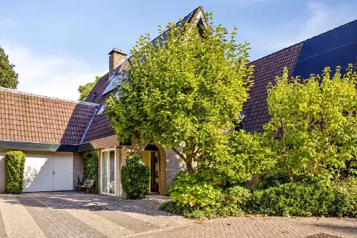 Tussenwoning te koop: andoorn 63, De Essen Oldenzaal