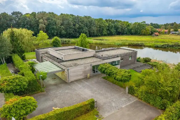 Vrijstaande woning te koop: Anholt 20, Verspreide huizen Finsterwolde Blauwestad