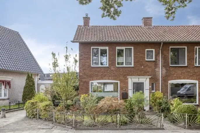 Hoekwoning te koop: Anjerstraat 61, Glinde-Hooiland Oldenzaal