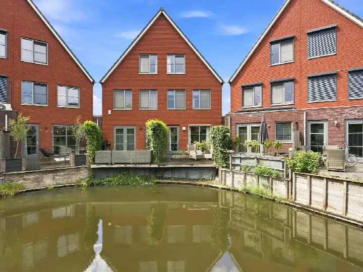 Tussenwoning te koop: Anjerstraat 7, Blokweer Zuid Alblasserdam