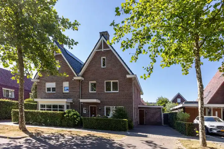 Semi-detached for sale: Anna Aleidalaan 18, Tabaksteeg Leusden