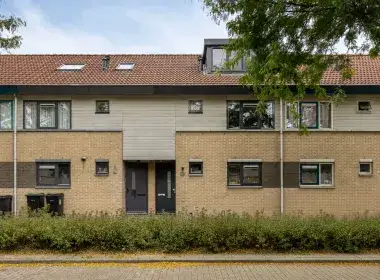 Tussenwoning te koop: Anna Pavlovastraat 34, Danswijk Zuidoost Almere