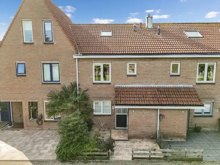 Tussenwoning te koop: Anna van Burenlaan 44, Slotplan Egmond Aan Den Hoef