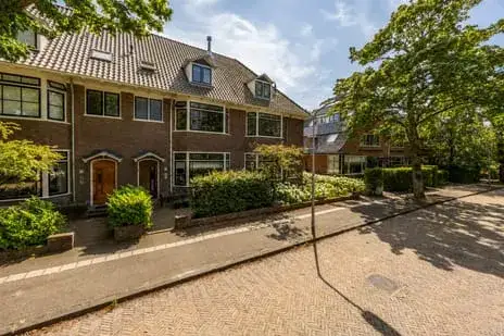 Tussenwoning te koop: Anna van Burenlaan 50, Zuiderhout Haarlem