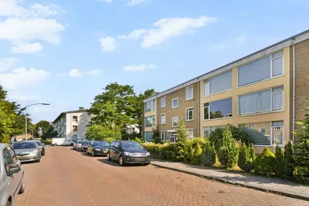 Appartement te koop: Anna van Burenstraat 6, Waldeck Pyrmontweg en omgeving Dordrecht